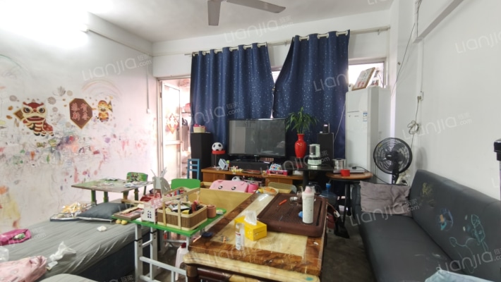 新华书店二手房实景图