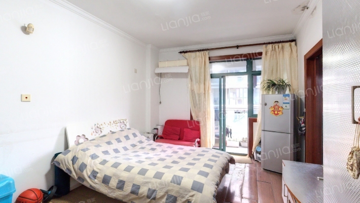 泊仕公寓二手房实景图