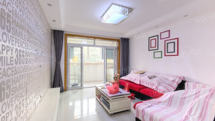 红梅雅苑二手房实景图