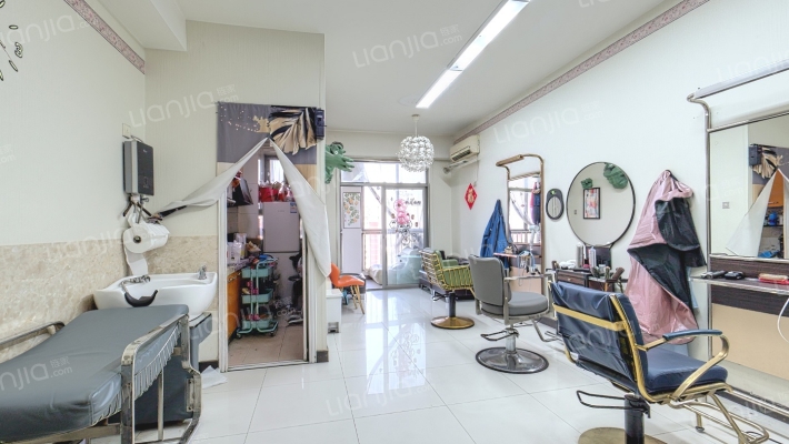 智慧大厦二手房实景图