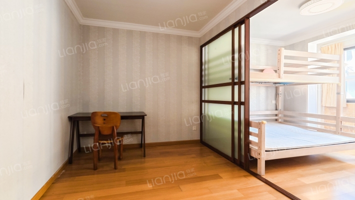 上钢二村二手房实景图