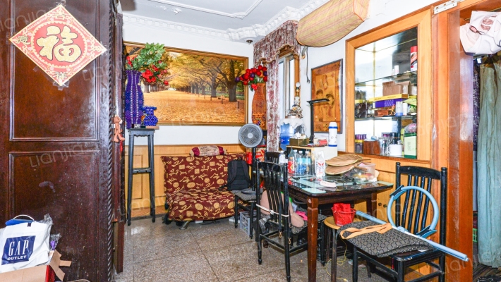 德都路165弄二手房实景图