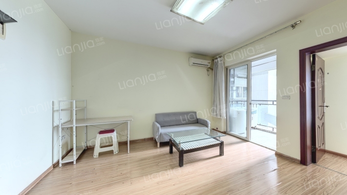 莲花国际二手房实景图