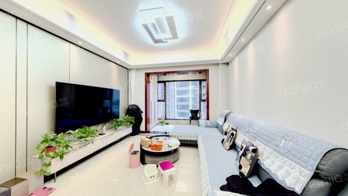 铂景台二手房实景图