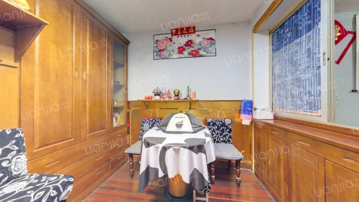 政通路7弄二手房实景图