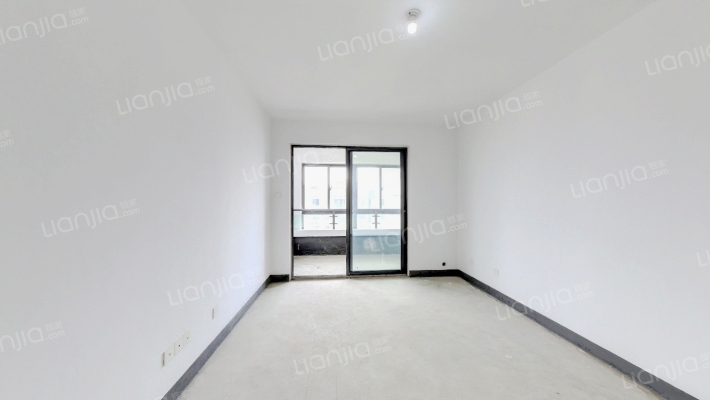 新港雅苑A区二手房实景图