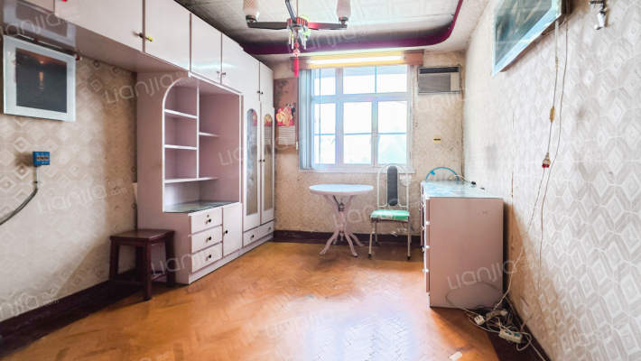 上南七村二手房实景图