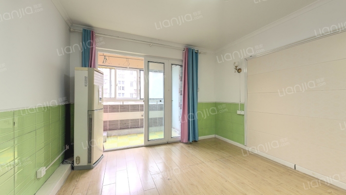 天润城二手房实景图