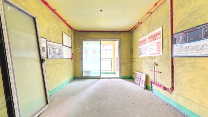 绿地万萃城R5组团二手房实景图