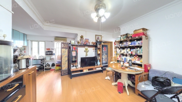 海天花苑二手房实景图