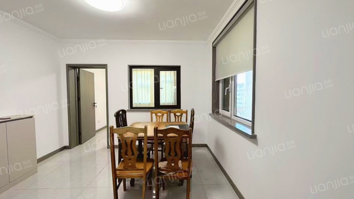 青浦路683号二手房实景图