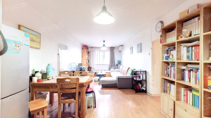 滨河西里北区二手房实景图