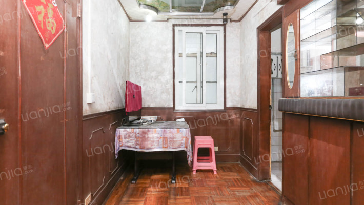 新陆花苑二手房实景图