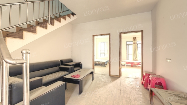 盘龙庭苑二手房实景图