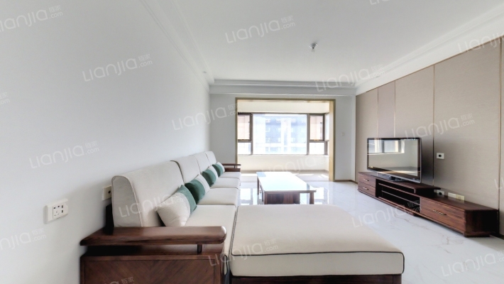 鲁商中央公馆二手房实景图