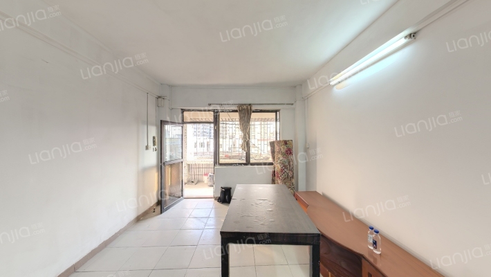 松苑小区二手房实景图