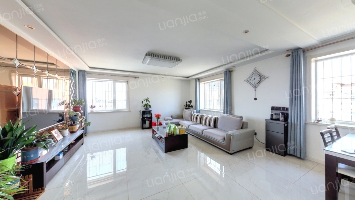 世纪嘉园二手房实景图