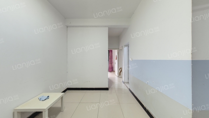 日月光水岸新郡二手房实景图