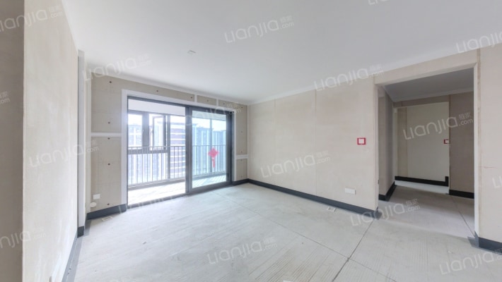 中海阅山府二手房实景图