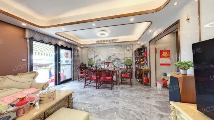 白云堡豪苑二手房实景图