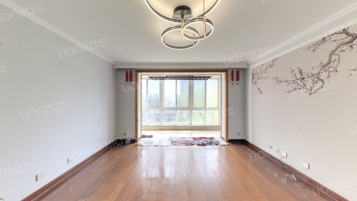 公务员小区二手房实景图