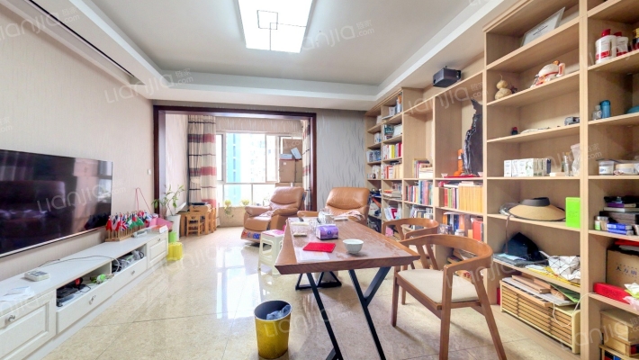 现代城二手房实景图