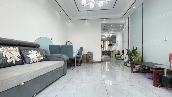 兴泰东郡二手房实景图