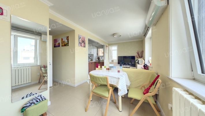 东大桥东里二手房实景图