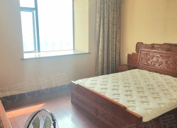 合租·港岳豪庭 1居室 南卧_港岳豪庭租房