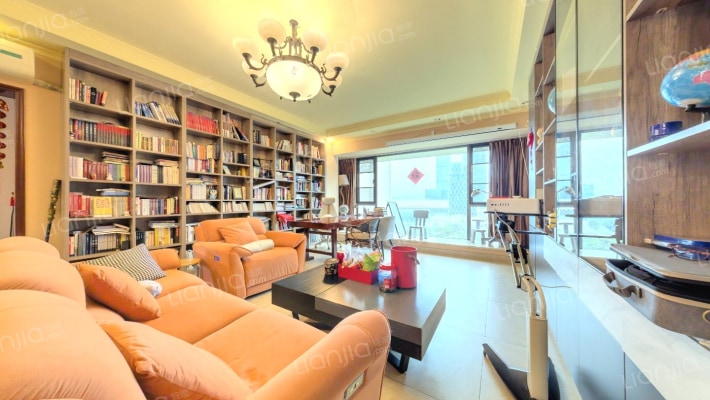 卓越浅水湾二手房实景图