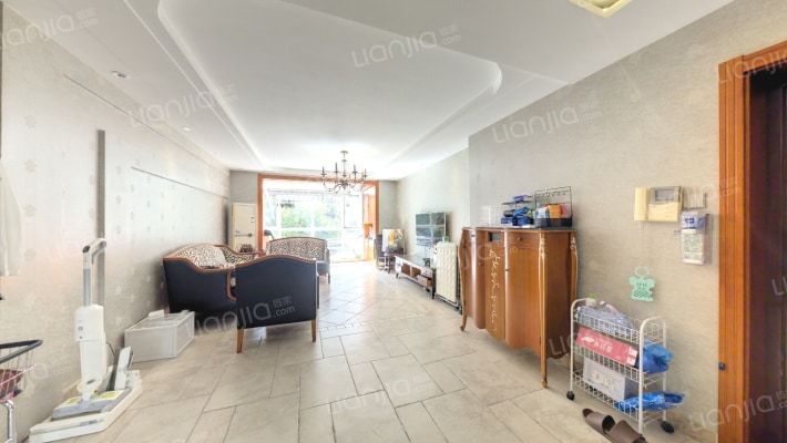 宝石花苑二手房实景图