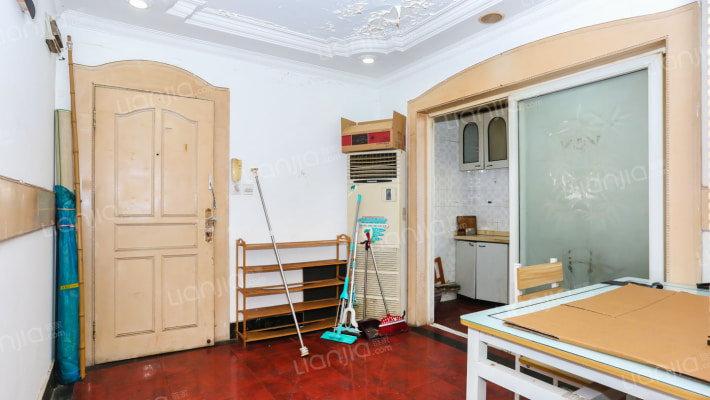 新泉大厦二手房实景图