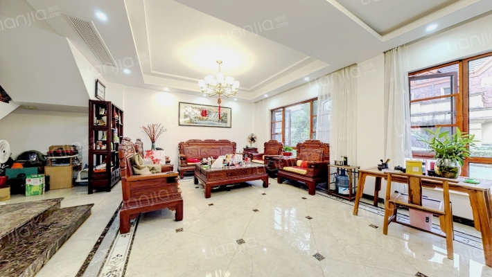 兰郡九里澜溪谷二手房实景图