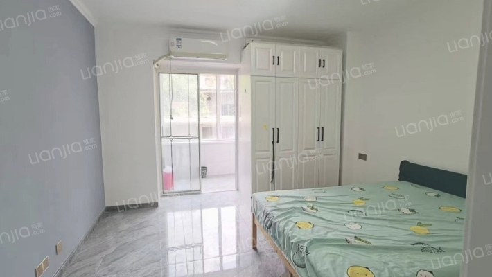 乡企局小区二手房实景图