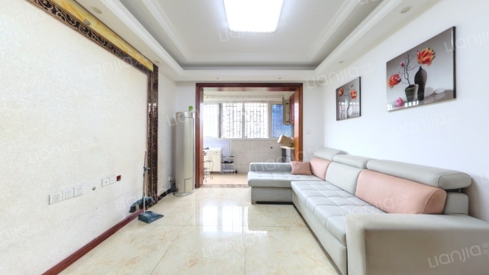 宝顾佳苑二手房实景图