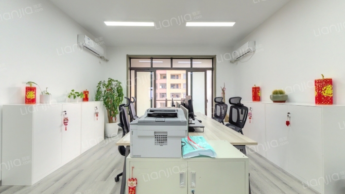 碧云壹零二手房实景图