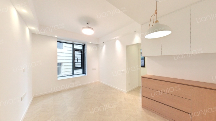 石泉路二手房实景图