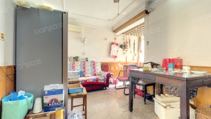 桃浦三村白丽苑二手房实景图