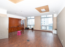 整租·SK大厦 1室1厅 东_SK大厦租房