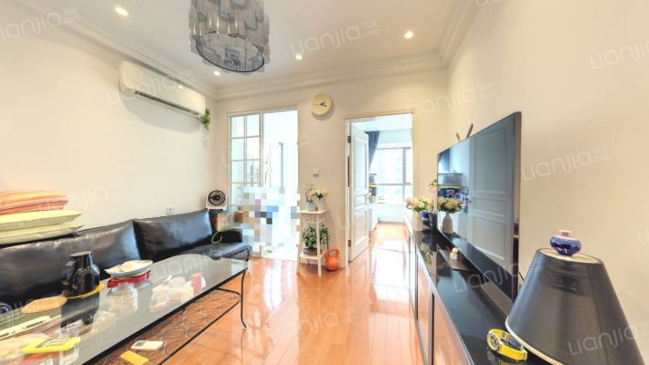 万业紫辰苑二手房实景图