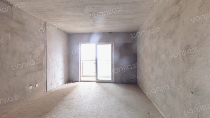 雅砻阳光花园二手房实景图