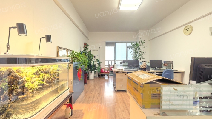 云峰大厦二手房实景图