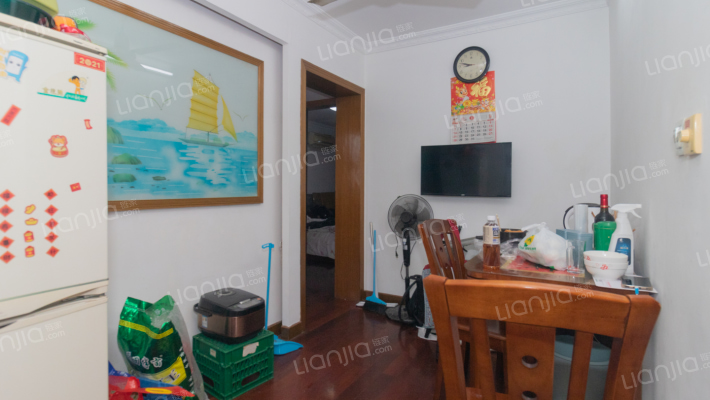 艾南小区二手房实景图