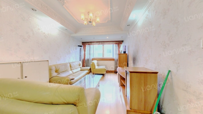 翔殷路505弄二手房实景图