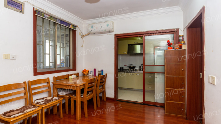 银杏小区二手房实景图