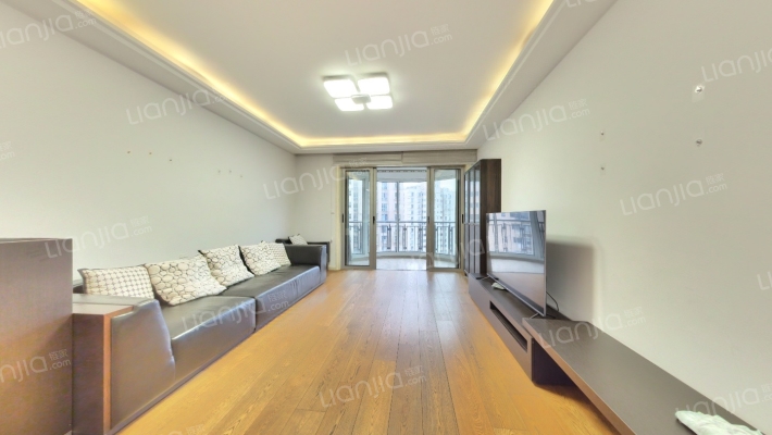 天山河畔花园二手房实景图