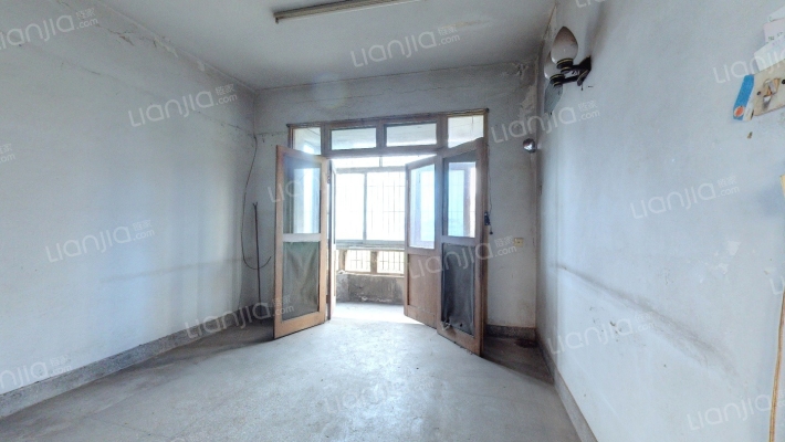 建工东村二手房实景图