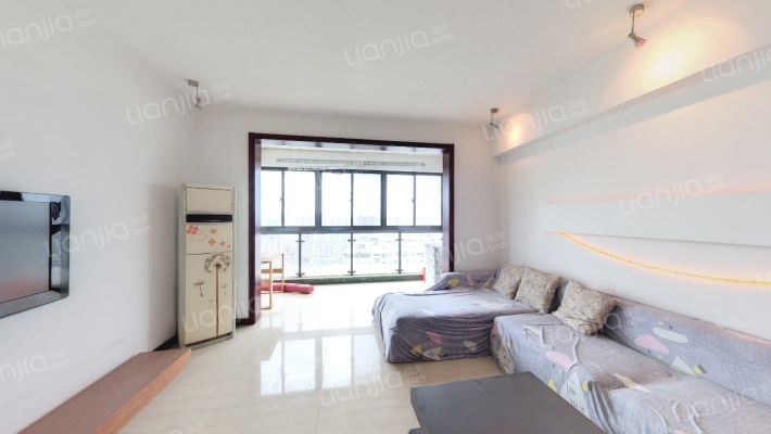 港城名邸二手房实景图