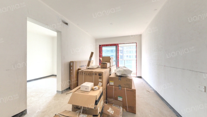 江山云出云晴二手房实景图