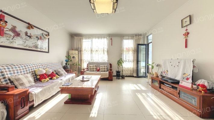 领秀新硅谷2号院二手房实景图